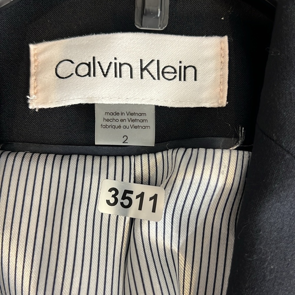 Calvin Klein Two-Button Blazer Size 2 Nwt - image 7